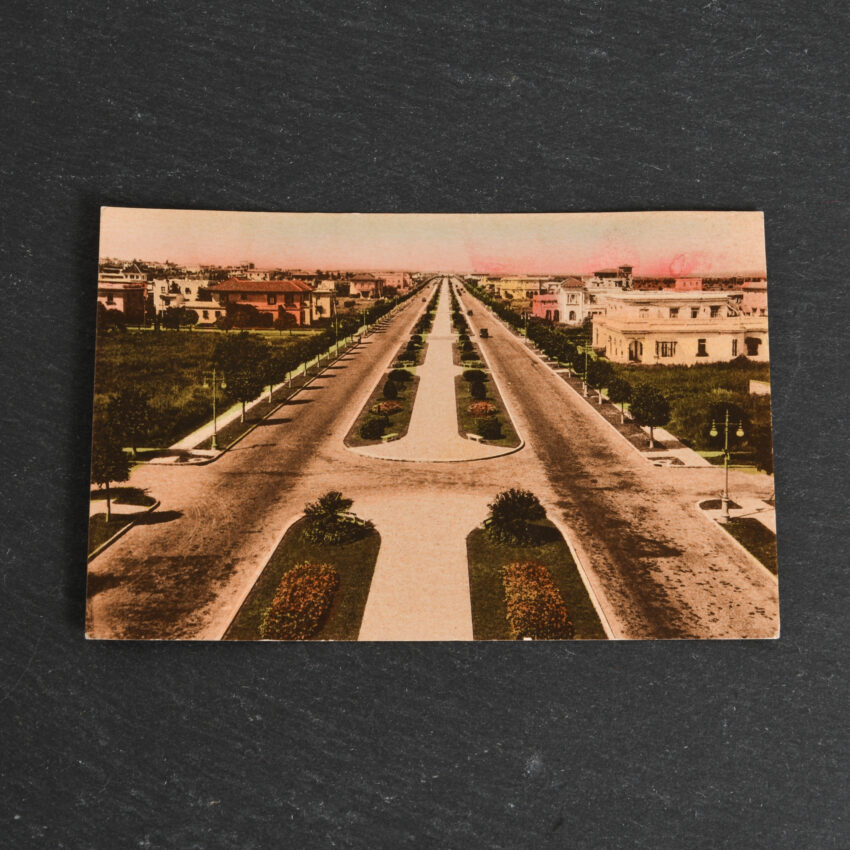 Republic of Cuba Postcards, Avenida De Cespedes